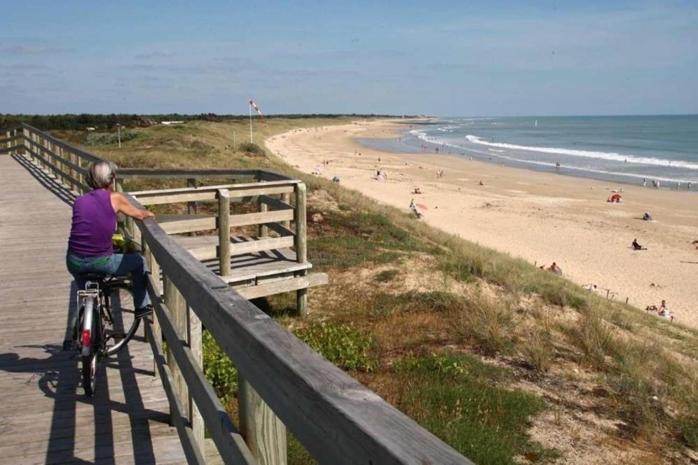 Tres Belle Villa Avec Piscine Le Bois-Plage-en-Ré Exteriér fotografie